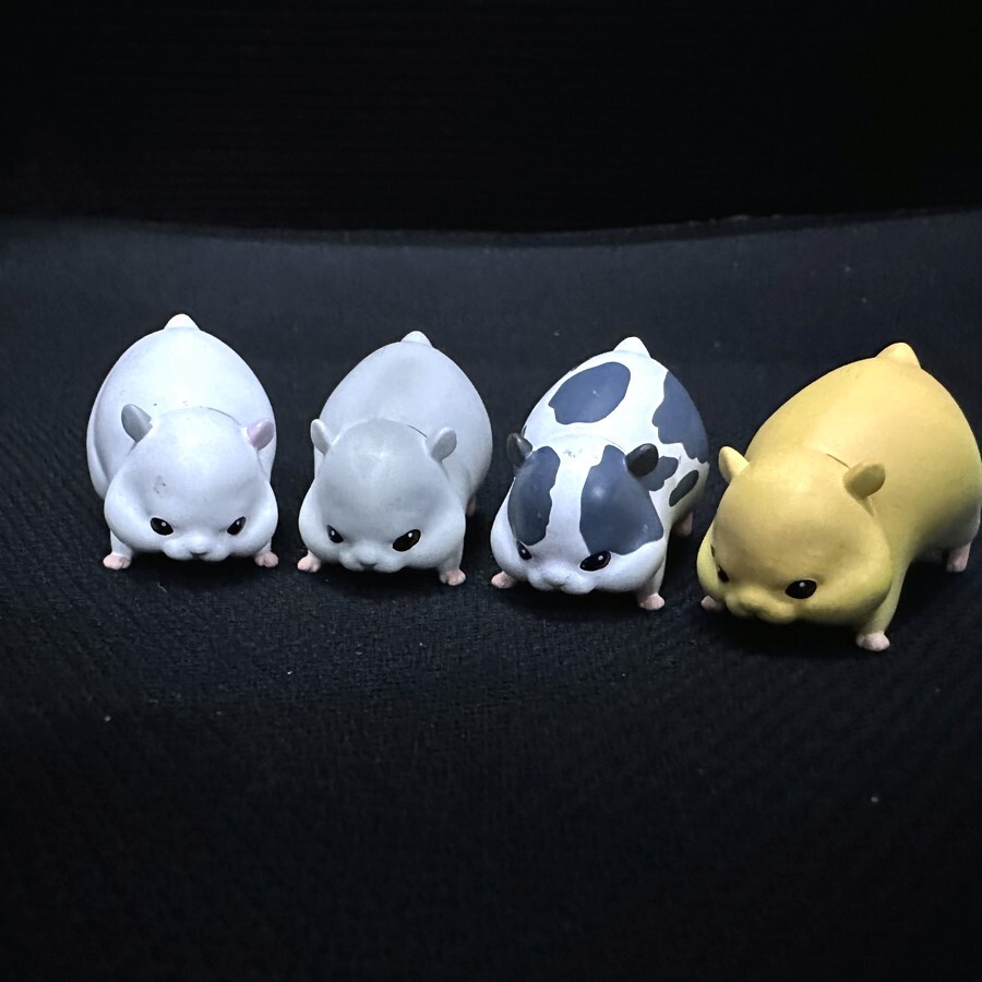 4PCS Crouching Hamster Mascot Figure Set Capsule Toys Gashapon TOYS Gift  RARE - Main Image