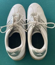 Adidas Mens Golf Shoes Size 9 Color White w/ Silver. EVG 791003 Great Condition!