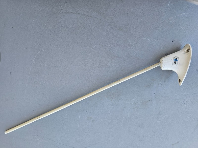 Airplane / Helicopter Antenna - Model AV - 588  - 27 Mhz - CB or 10 Meters