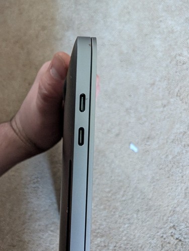 Apple MacBook Pro 16-inch 2019 Space Gray Laptop - Afbeelding 4 van 5