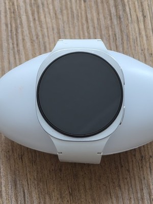 Samsung Galaxy Watch 8 SM-L325U 40mm LTE GPS  Silver Case White Band