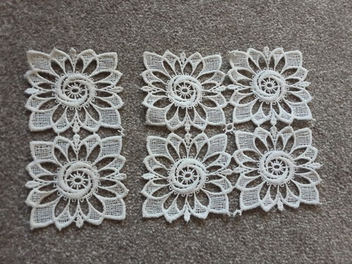 20 X Cream & White Dressing Table Mats, Lace Crochet Doilies, Runners - Picture 7 of 10