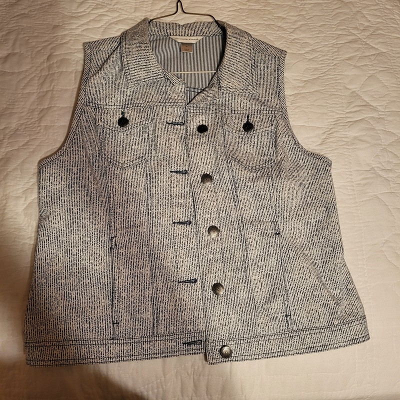 Christopher & Banks Women’s Denim Vest Blue/White Striped Button Pockets Size M