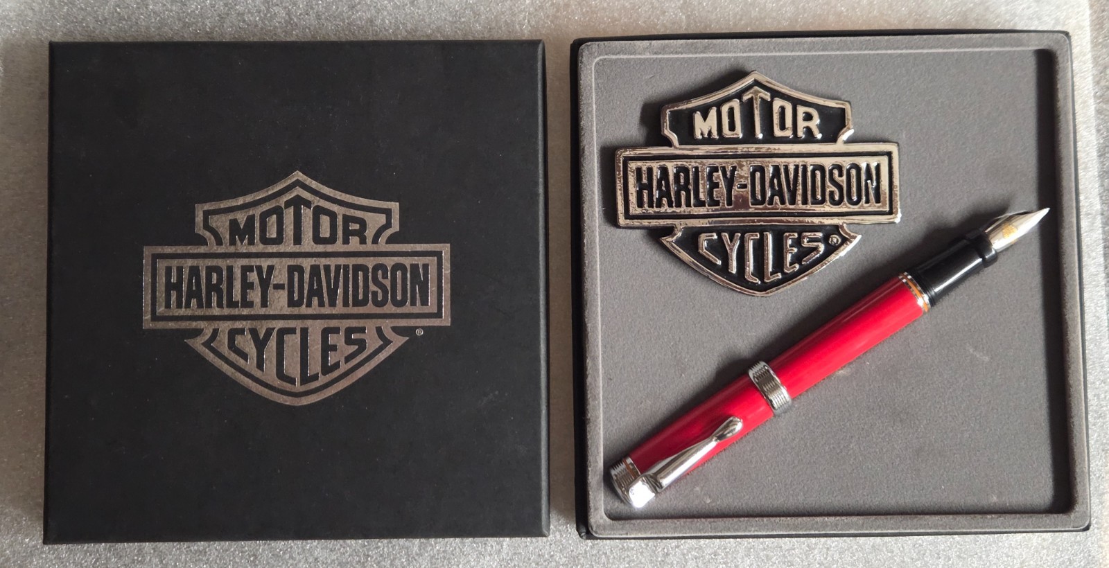 Stylo Plume Harley-Davidson Neuf en Coffret - Modèle Rare de Collection en Acier et Chrome