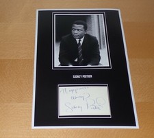 Sidney Poitier (+), Original Signed Photo 20x30 cm (NST)