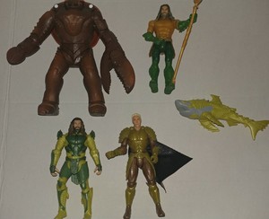 aquaman 6 figure with deluxe shark