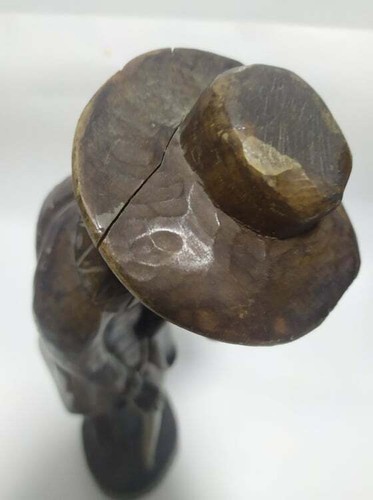 Vintage Tall Hand Carved Wooden Old Man With Walking Stick Statue - Picture 11 of 12