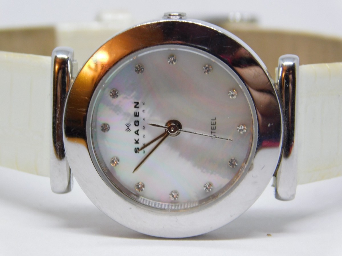 Skagen Denmark 107SSLWBA1 Quartz Analog Women\'s Watch New Battery _57.JPG?set_id=880000500F main image 3