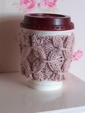 Handgestrickte Kaffeetasse gemütliche Ärmel...