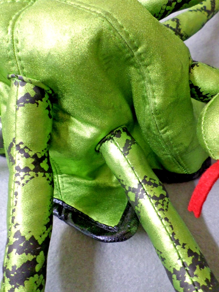 Elope Medusa Hat Adult Adjustable Green Snake Head Cap Halloween Costume Prop - Image 3 of 4