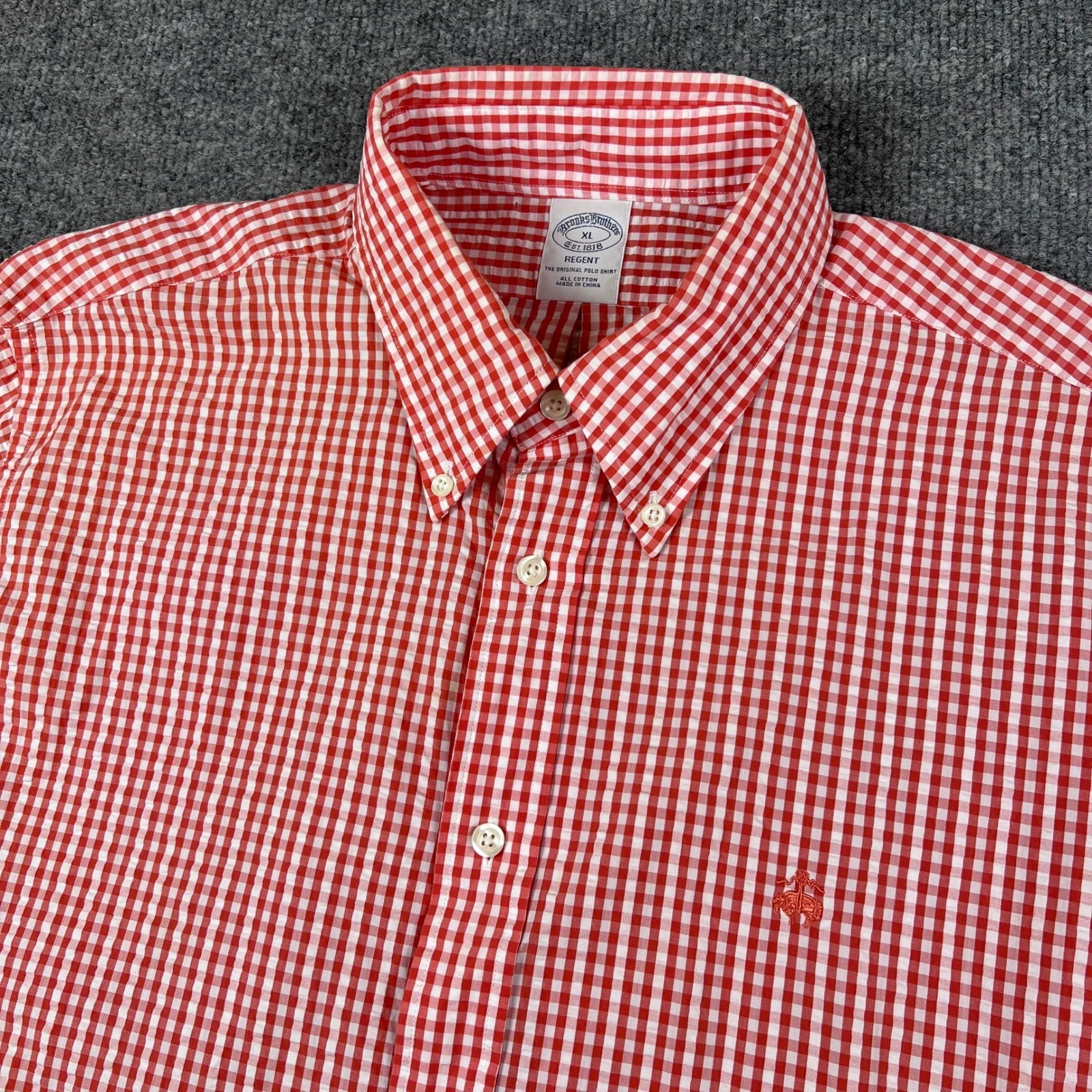Brooks Brothers Shirt Mens XL Red White Gingham Seersucker Short Sleeve Button