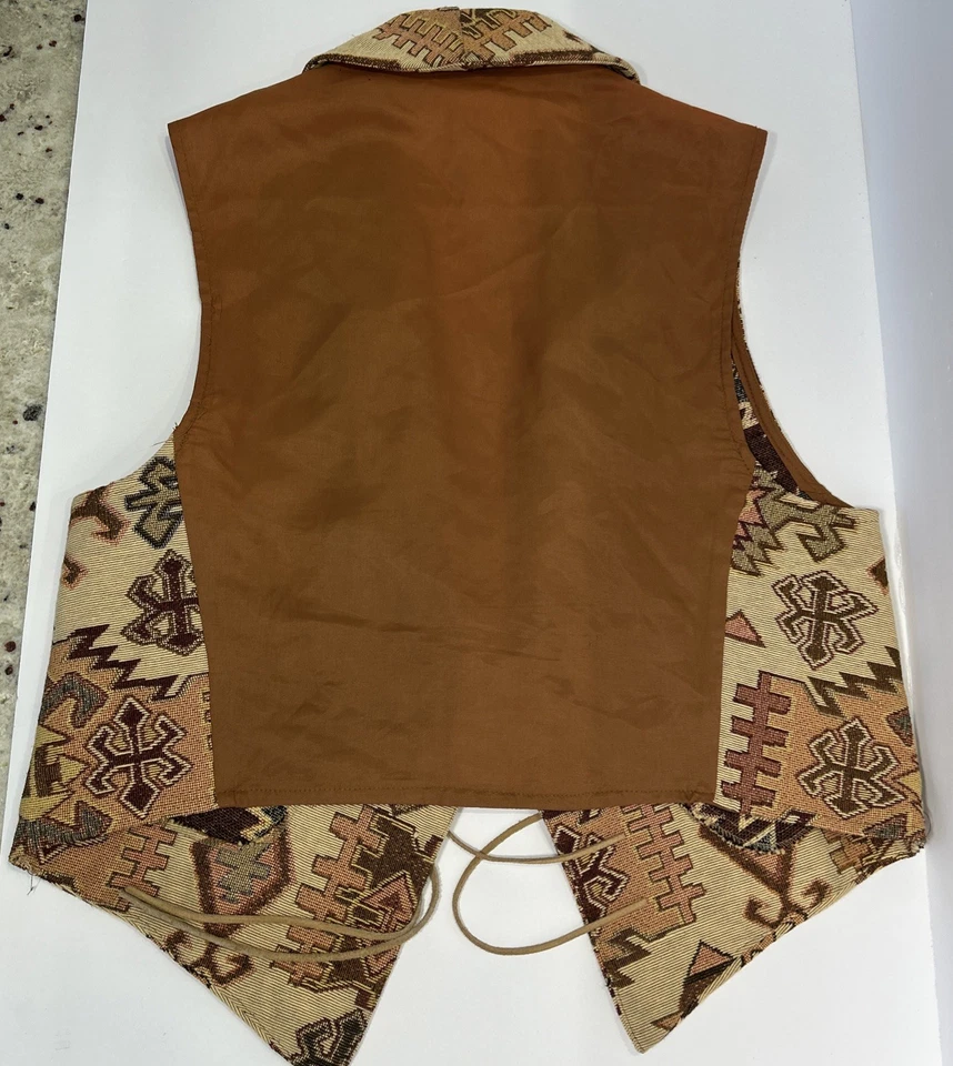 70-е Lew Magram винтажный желтовато-коричневый ацтекский западный жилет женский размер M) - Изображение 2 из 4
