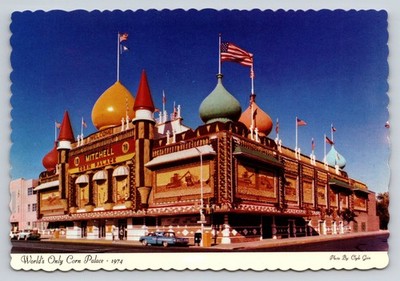 Vintage 1974 Mitchell Corn Palace South Dakota Photochrome Postcard