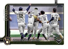 2025 Topps #396 Milwaukee Brewers