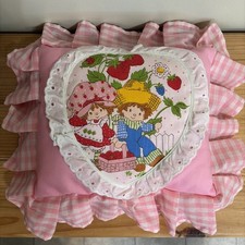 Vntg Hand Made Strawberry Shortcake Huckleberry Pie Pillow Pink Gingham