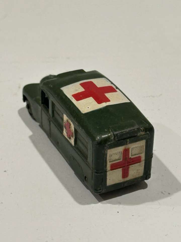 原装 Dinky Toys 压铸金属戴姆勒军用救护车 — 第 3/4 张图片