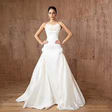 Elegant Satin Strapless Wedding Dresses Mermaid Flowers Sleeveless Bride