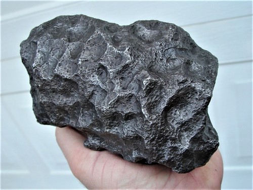 MUSEUM QUALITY! SENSATIONAL SPECIMEN! NEW CAMPO DEL CIELO METEORITE 4114 GMS - Picture 8 of 11