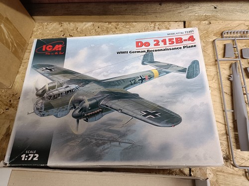 ICM Dornier Do 215 B-4 Reconnaissance Maßstab 1:72