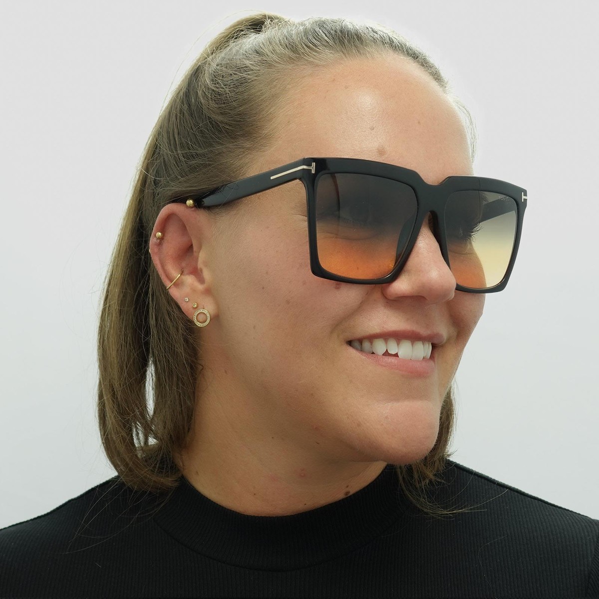 【関税込み】TOM FORD ブラック Sabrina サングラス s-l1200.jpg