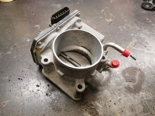 Throttle Body 2.7L 4 Cylinder 2TRFE Engine Fits 05-15 TACOMA 9886650