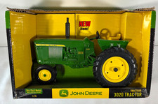 ERTL John Deere Die-Cast 3020 Tractor in Box 1/16 Scale