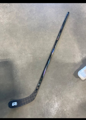 Bauer Proto right hand 50 flex P92, only used for a few games and practices