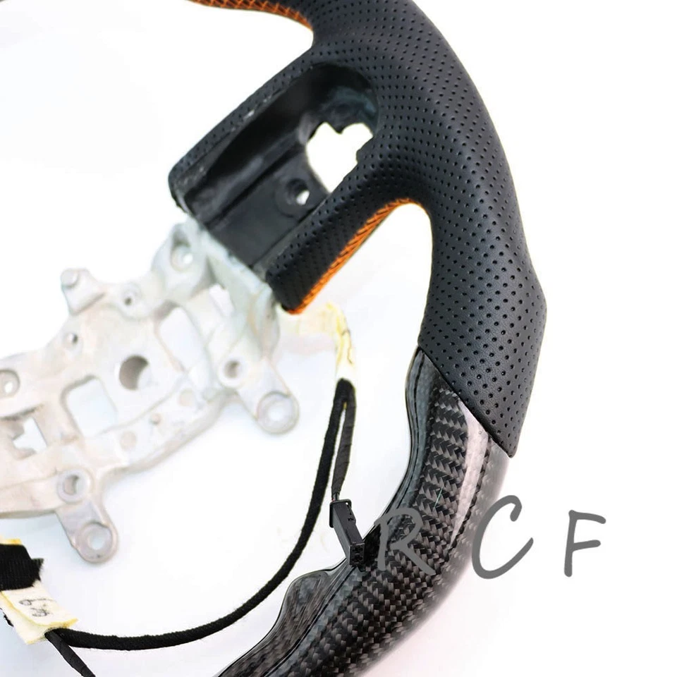 Volante plano de fibra de carbono apto para Jeep Wrangler JL/JT 18-23 con calefacción Foto 3 de 4