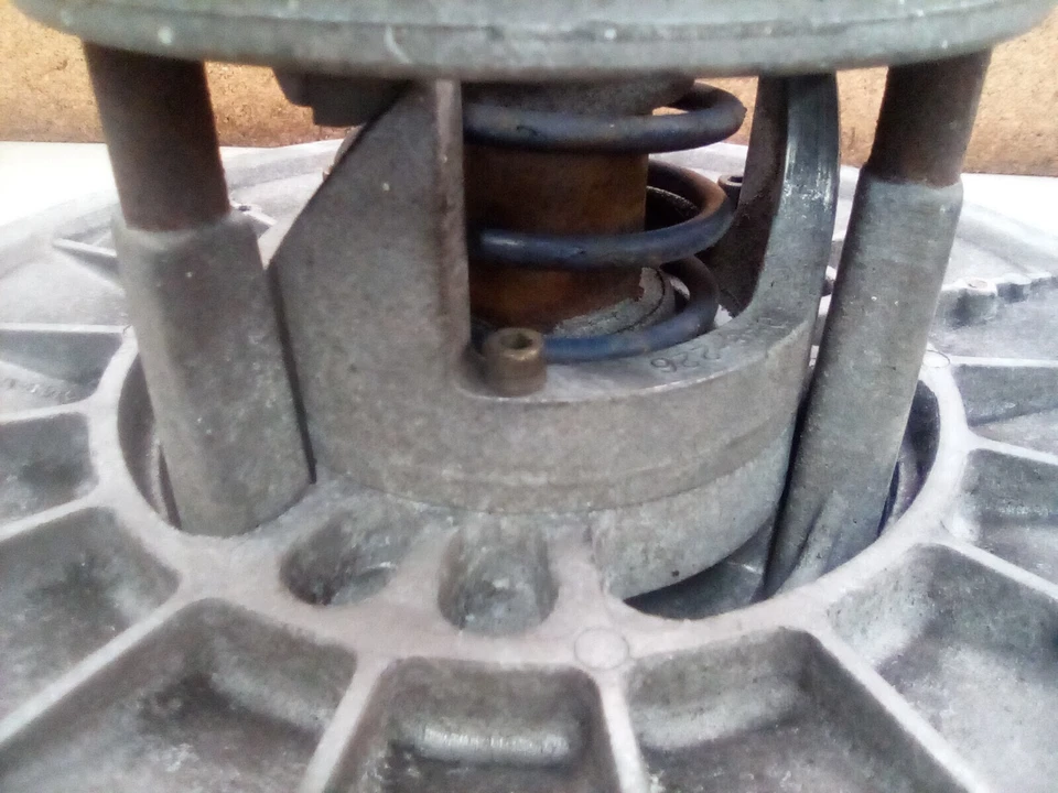 Arctic Cat Lynx 300 340 1991 polea accionada por embrague secundario Jag Panther 91 92 93 Foto 3 de 4