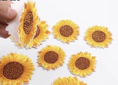 PACK OF 5 SELF ADHESIVE SUNFLOWER EMBROIDERED STICKER BADGE PATCH 4.2CM 3MS