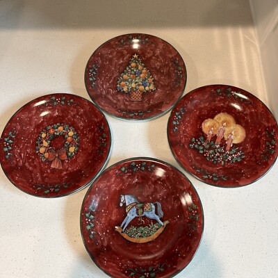 4 Certified International Susan Winget Christmas Plates Salad