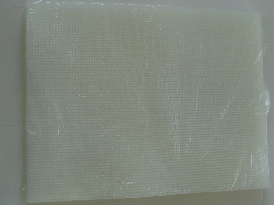 NEW SEALED Darice Canvas Designer Needlecraft Plastic White 7 Mesh - 12 Ct - Image 3 of 3