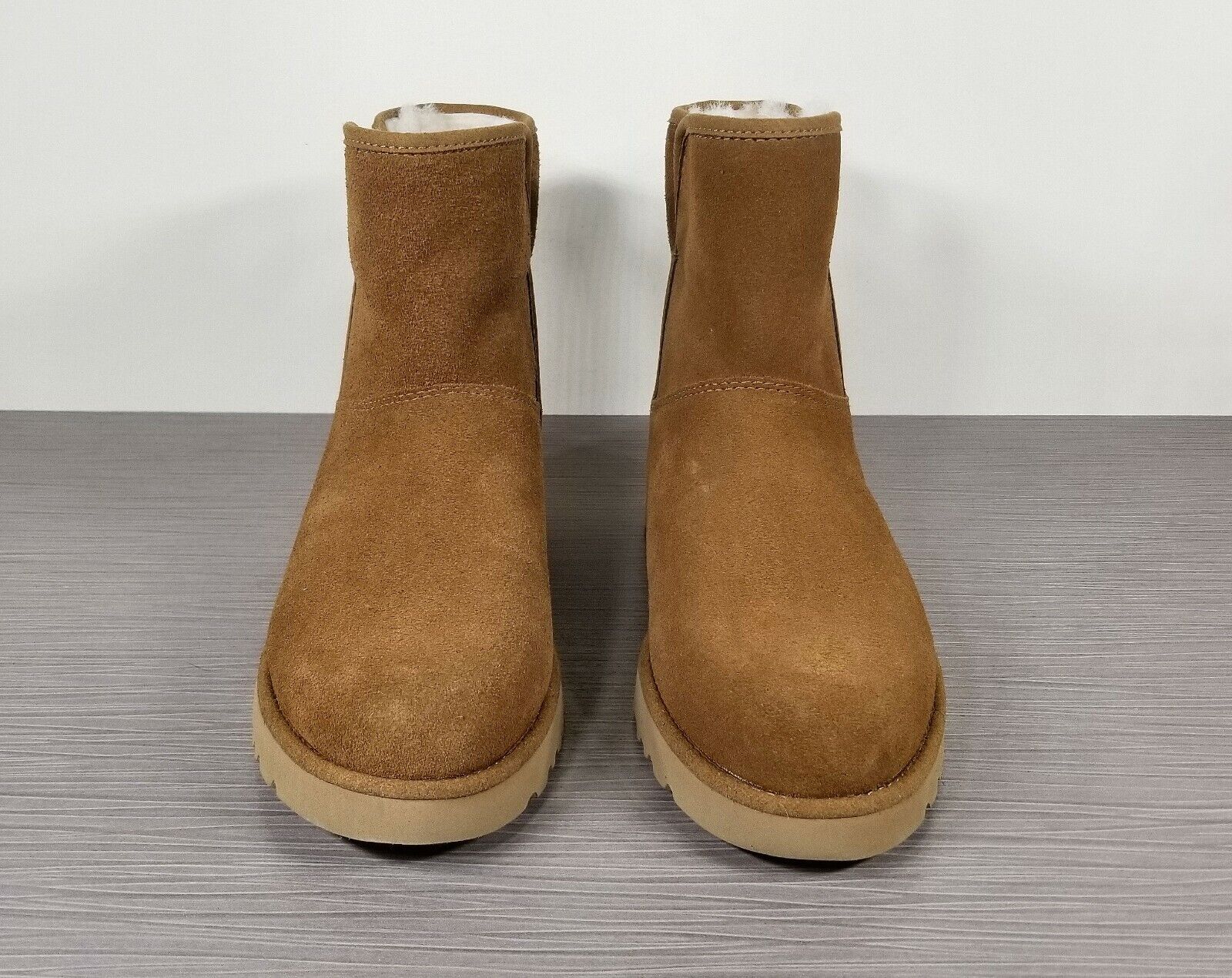 frequentie erectie Syndicaat UGG Cory II Genuine Shearling Lined Boot, Chestnut Suede, Womens Size 6 US  / 37 | eBay