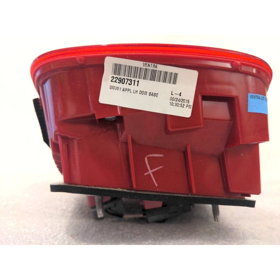 Genuine GM OEM Tail Lamp Assembly Rear Left 22907311 2013 2016 Chevrolet Malibu - Image 3 of 4