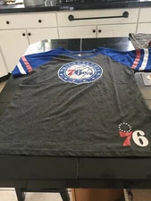 BOYS/GIRLS YOUTH UNK PHILADELPHIA 76ERS SIXERS SHORT SLEEVE SHIRT YTH XL NWT