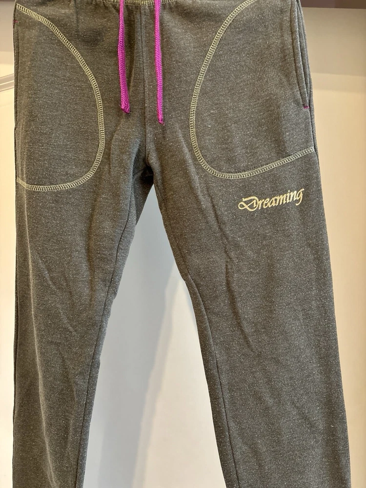 Jogginghose Größe 134/140, olivegrau