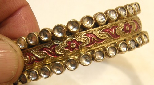 AMRITA SINGH BANGLE BRACELET CRYSTAL JEWELED ENAMELED BRASS BOLLYWOOD INDIA BOHO - Picture 6 of 12