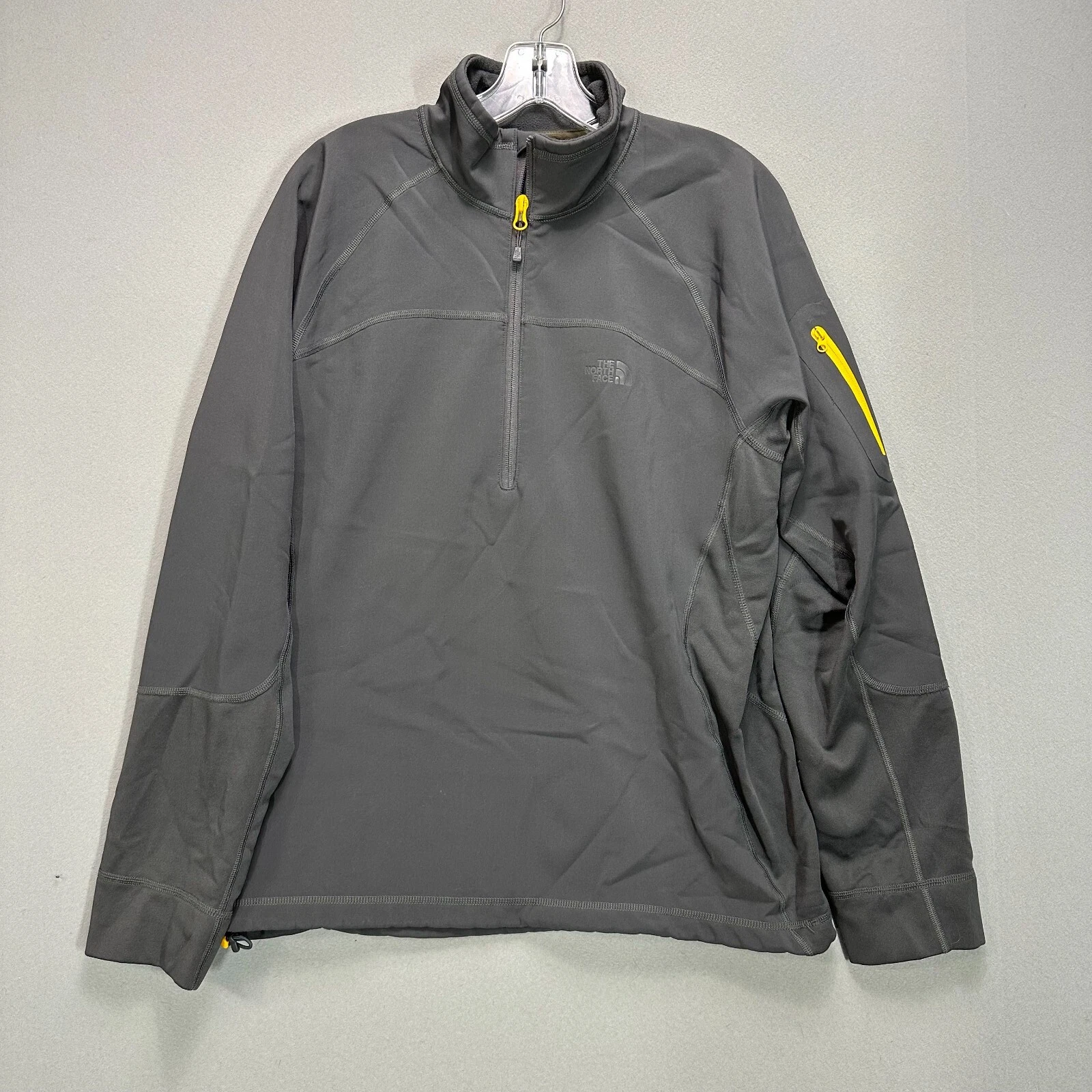 The North Face Mens Jacket Gray Size M Soft Shell Mock Neck Quarter 1/4 Zip
Opens in a new window or