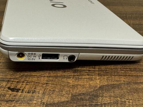 Sony VAIO type-P VGN-P91S Intel Atom Memory 2GB White In Box Cable JP - Picture 8 of 11