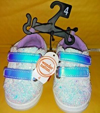 Wonder Nation Girls/Toddler White/ iridescence with hooks and loops size 4