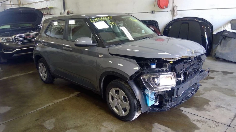 2020-24 Hyundai Venue Roof Air Bag Passenger Right 80420K2000 2249414 - Image 3 of 4