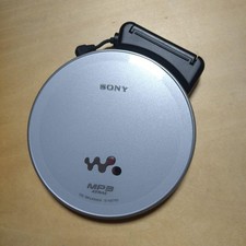 SONY CD Walkman D-NE730 Portable CD Player ATRAC MP3 Slim Tested