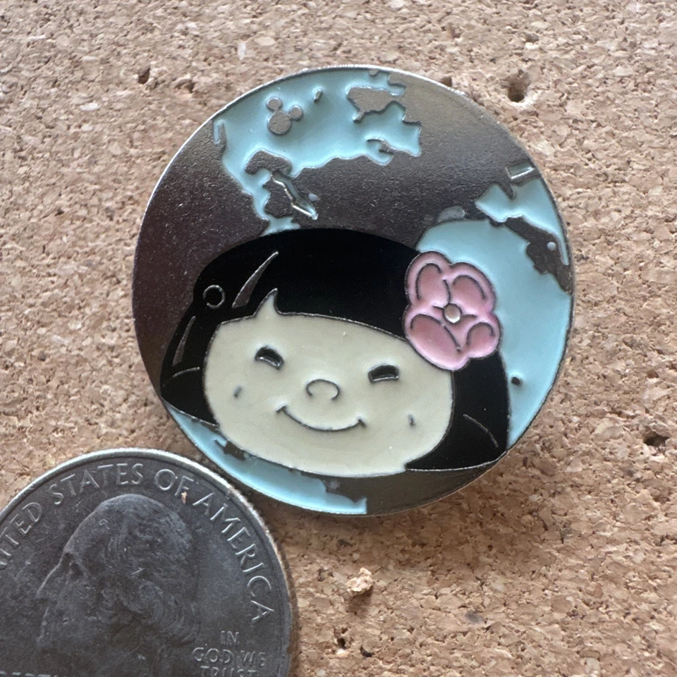 Disney Pins It's A Small World Globe 2009 Hidden Mickey DLR Lote de 3 Foto 2 de 4