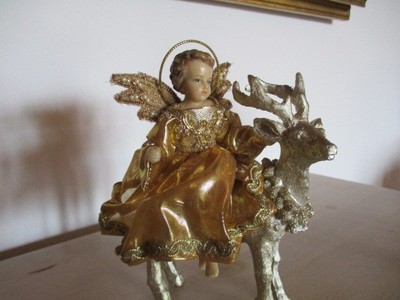 Felicitas Kreutzer Engel auf Hirsch