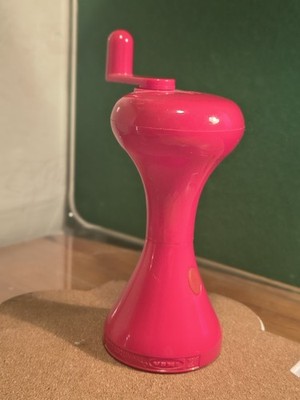 Rare IKEA Ljusa Red LED Hand-Powered Wind Up Manual Torch stores its power 