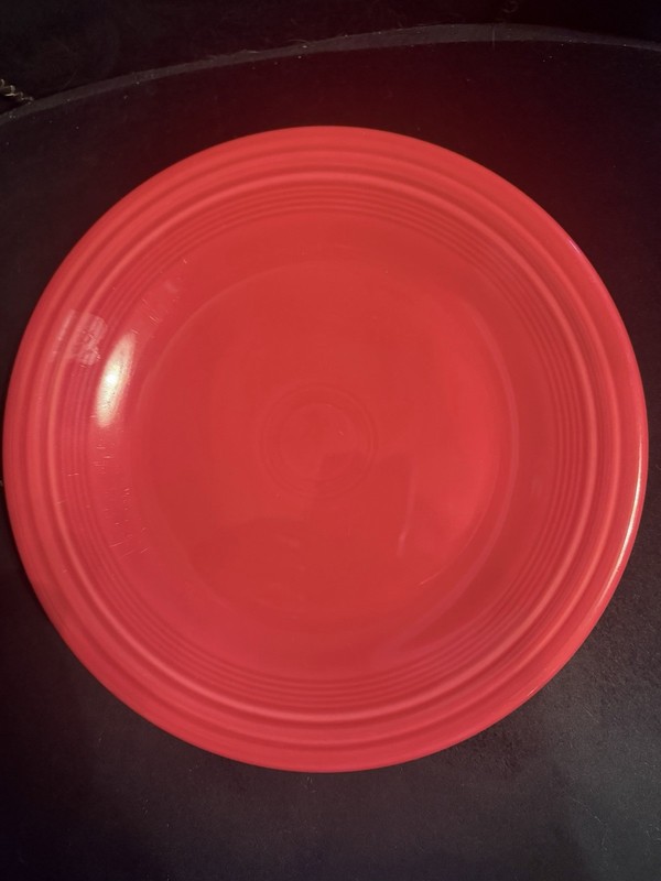 Fiesta Fiestaware Scarlet Red Dinner Plates 10.5 inch Lead Free USA Set of 2