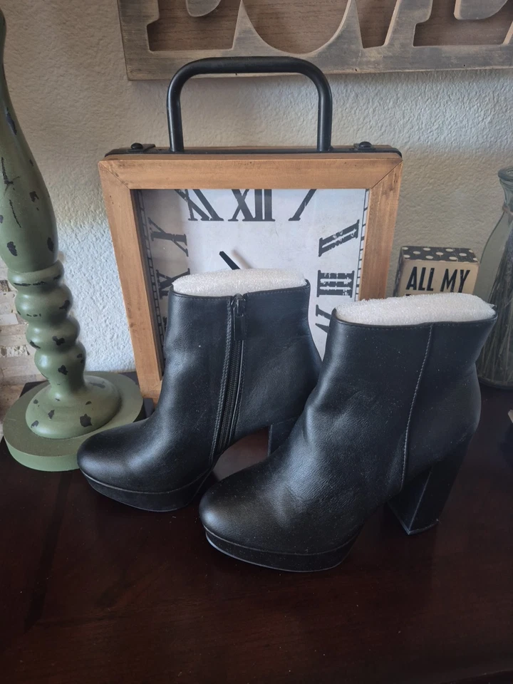 Botines Bamboo Mujer Negros Talla 5.5 Foto 2 de 4