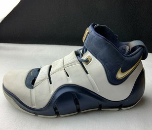 zoom lebron iv