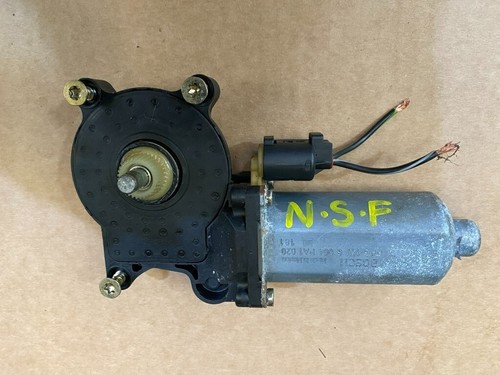 BMW X5 E53 FENSTERHEBERMOTOR VORNE LINKS BEIFAHRERSEITE 8381019 BJ 2004