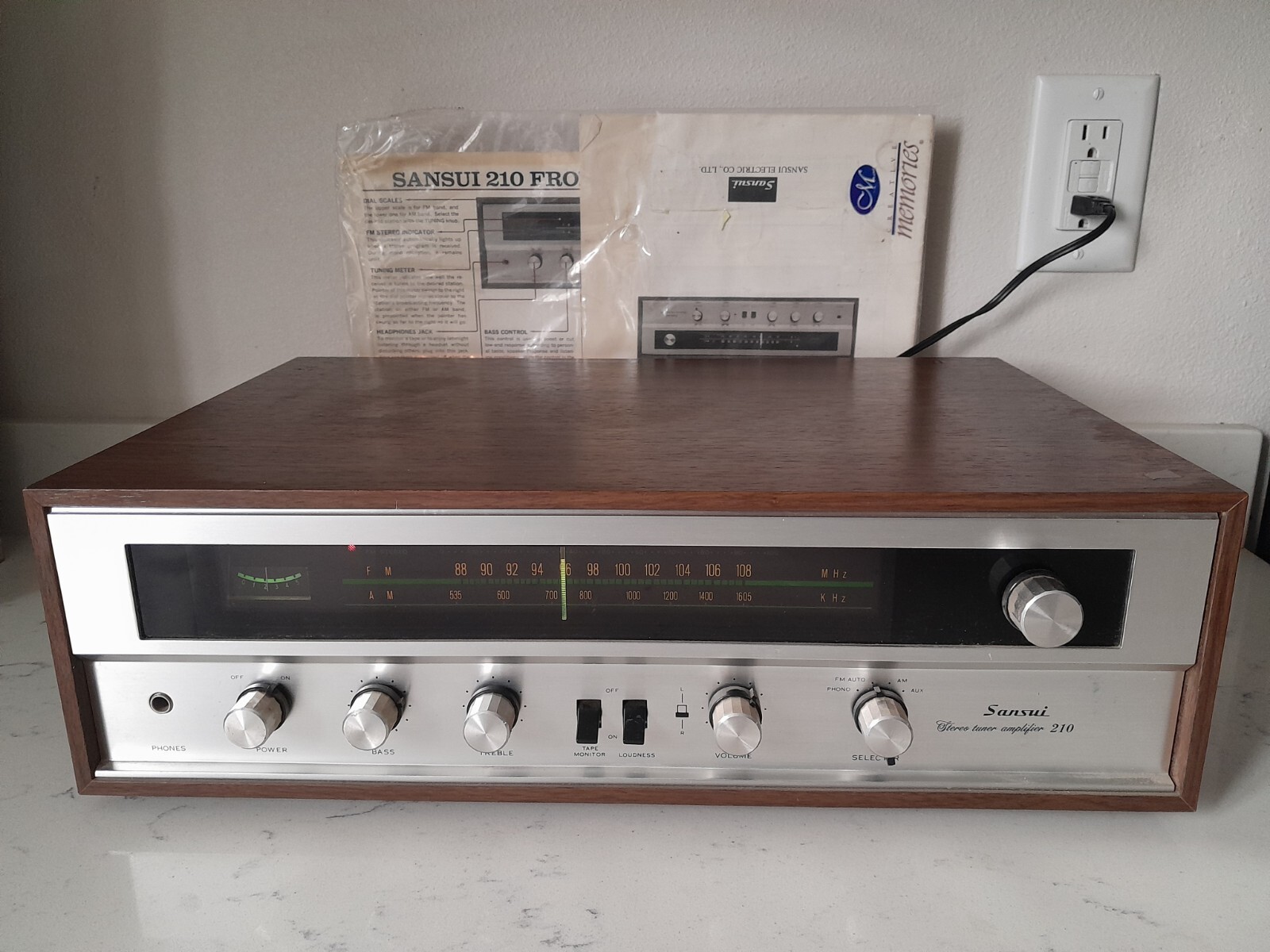 Vintage Sansui 210 Solid State AM/FM Stereo Tuner Amplifier Tested W/Manuals